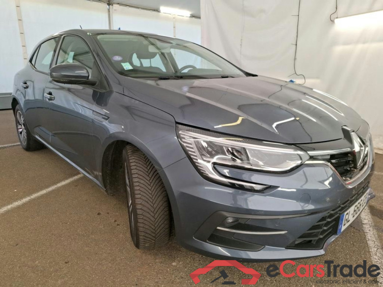 RENAULT Mégane Berline / 2020 / 5P / Berline evolution TCe 140 #4