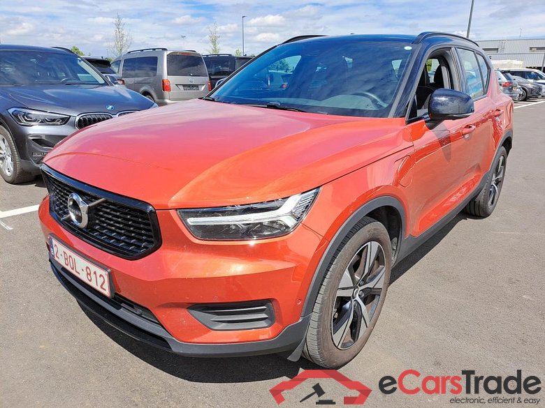 VOLVO XC40 1.5 T4 PHEV R-DESIGN DCT