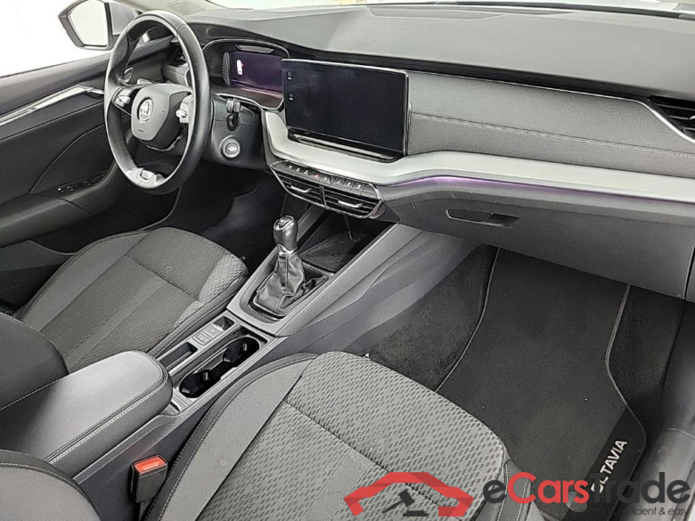 SKODA Octavia Combi 1.5 TSI Greentech First Edition 5D 110kW #6