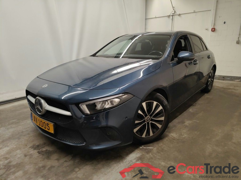 MERCEDES CLASSE A DIESEL (W177) A 180 d 116 Business Solution Essential 5d #1