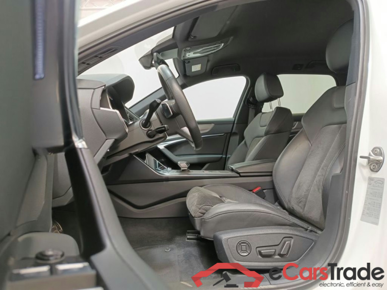 AUDI A6 AVANT - 2018 55 TFSI e 252 Quattro PHEV Sport S tronic 5d #3