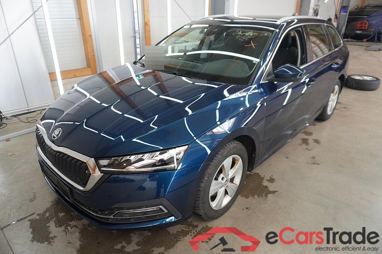 SKODA Octavia Combi 2.0 TDI DSG Style 5d 110kW