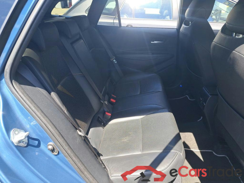 TOYOTA COROLLA TOURING SPORTS 1.8 HYBRID PREMIUM E-CVT #6