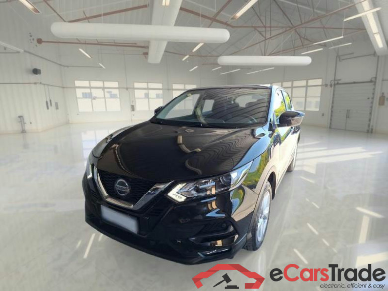 NISSAN QASHQAI / 2017 / 5P / CROSSOVER 1.3 DIG-T 140 BUSINESS #1