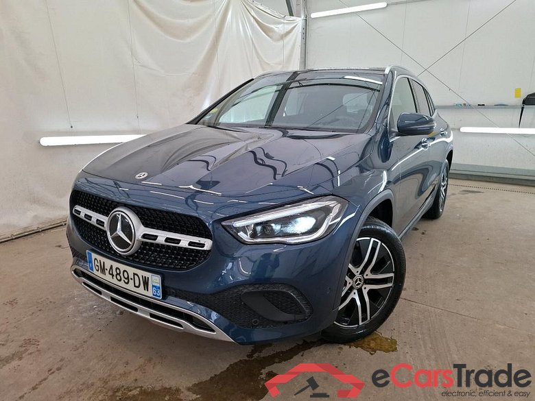 MERCEDES-BENZ GLA / 2020 / 5P / SUV 2.0 GLA 200 D BUSINESS LINE DCT