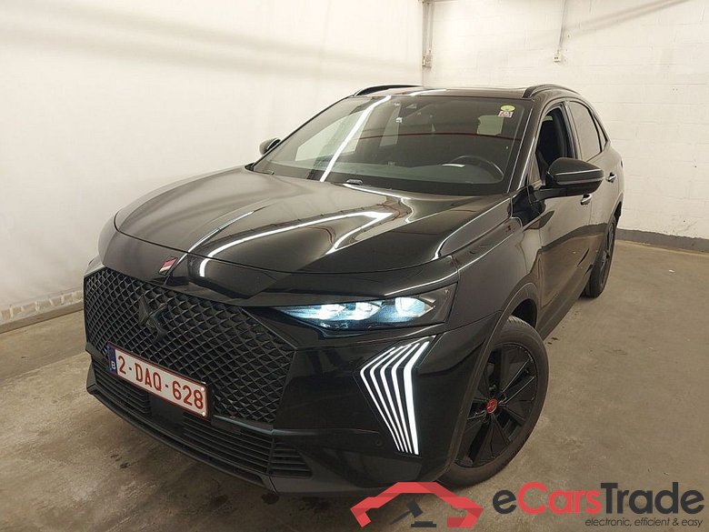 DS 7 1.5 BlueHDi 130 Auto PERFORMANCE Line + 5d