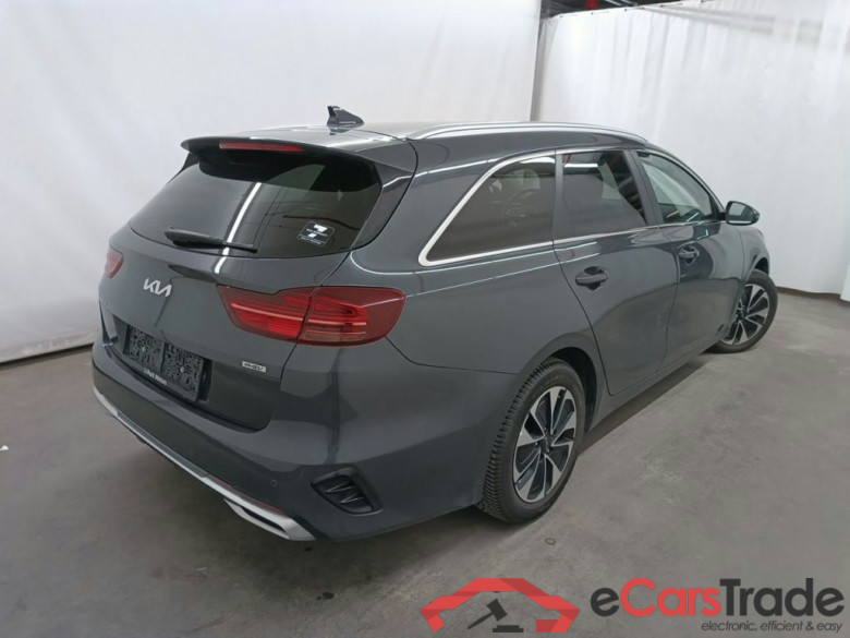 KIA cee'd Sportswagon Business Line 1.6 GDi PHEV DCT 5d #2