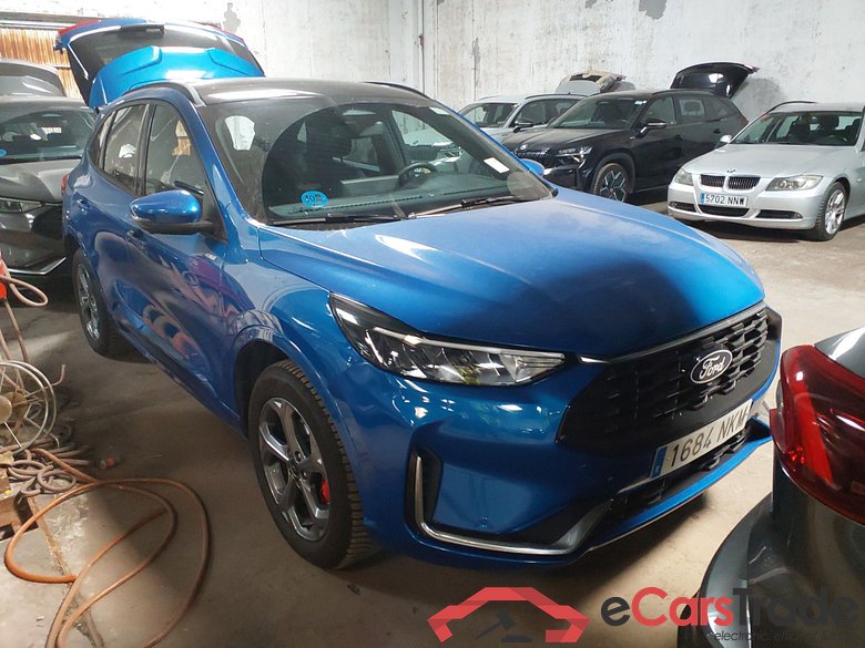 FORD Kuga 2.5 PHEV 243cv WT Gancho Automatico St Line X(Pano-Roof + Winterpack)