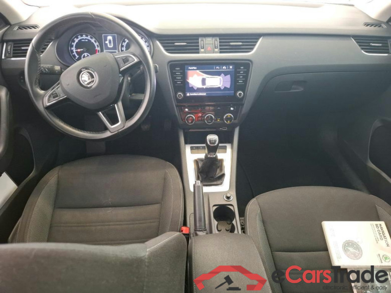 Octavia Break Business 1.6 TDI 115CV BVM5 E6 #5