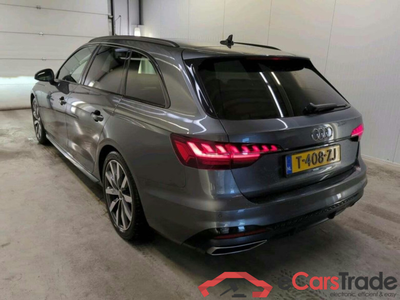 AUDI A4 Avant 35 TFSI S ed comp #6