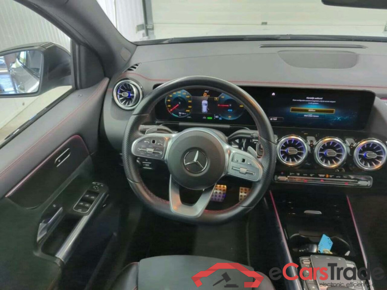 MERCEDES-BENZ EQA 250 Bns Sol. AMG #3