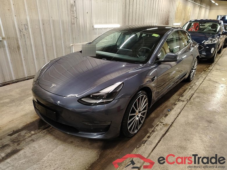 TESLA Model 3 Langstreckenbatt. Allradantrieb Dual Motor Performance 4d 377kW