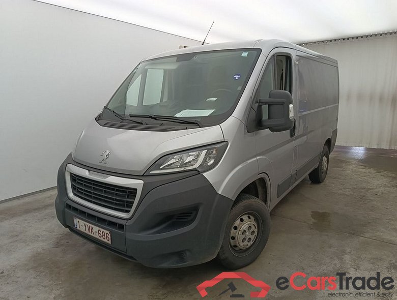 Peugeot Boxer 2.2 BlueHDi S&S 140 Premium 335 L1H1 4d