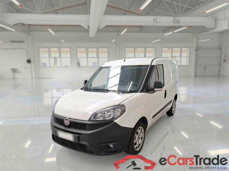 FIAT DOBLÒ CARGO / 2014 / 3P / VETT. FURGONATA 1.4 BZ 95CV EURO 6 #1