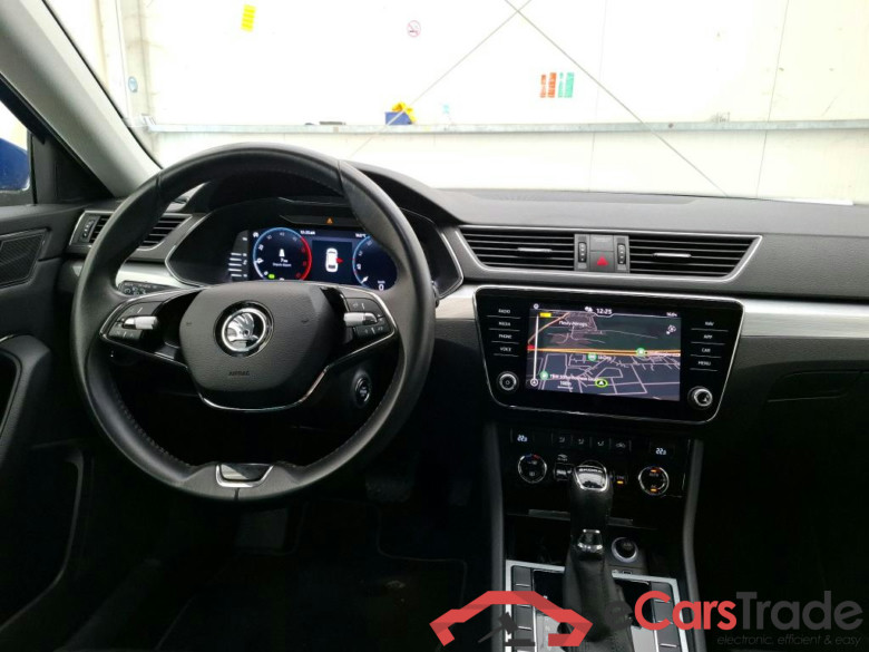 Superb Break Business 2.0 TDI 150CV BVA7 E6d #5