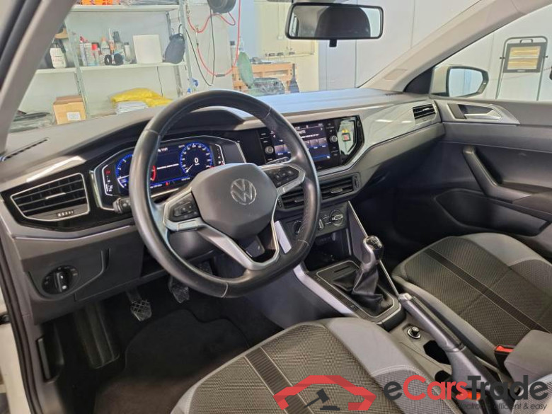 VOLKSWAGEN POLO / 2021 / 5P / BERLINA 1.0 TSI STYLE #3