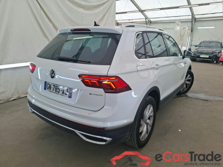 VOLKSWAGEN Tiguan / 2020 / 5P / SUV 1.4 eHybrid 245 DSG6 Elegance Exclusive #3