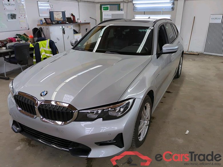 Baureihe 3 Touring 330 e xDrive Sport Line 2.0 185KW AT8 E6d