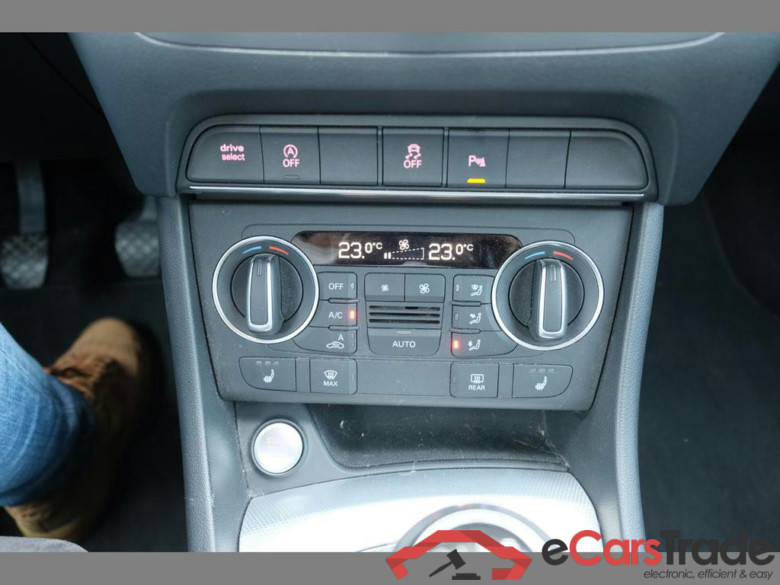 AUDI Q3 1.4 TFSI c.o.d Sport #5