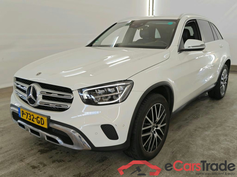 Mercedes-Benz GLC GLC 300e 4MATIC Business Solution Luxury 5d #1