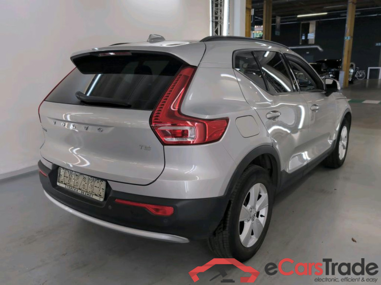 VOLVO XC40 1.5 T2 ESSENTIAL #4