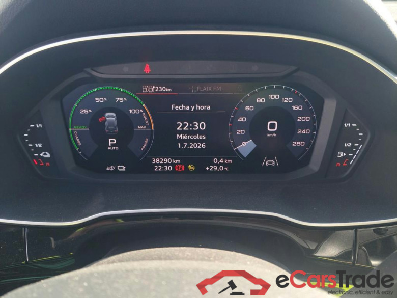 AUDI Q3 / 2018 / 5P / todoterreno 45 TFSI e 180kW S tronic Advanced #4