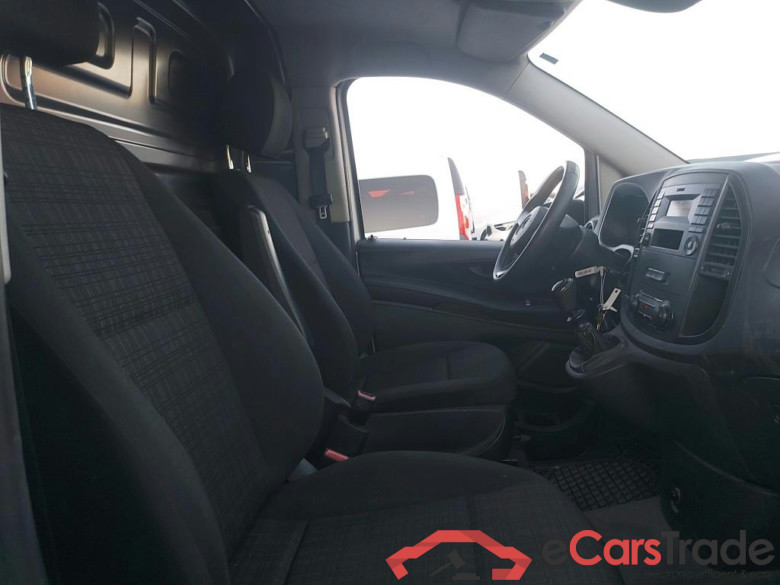 MERCEDES-BENZ Vito / 2014 / 4P / furgón 111 CDI Larga #6