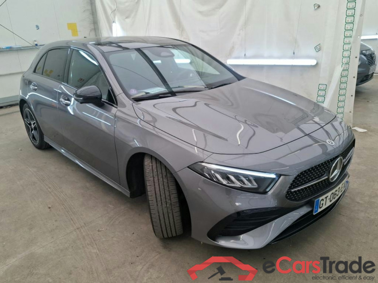 MERCEDES-BENZ Classe A Compact / 2022 / 5P / Berline A 200 AMG Line 7G-DCT #4