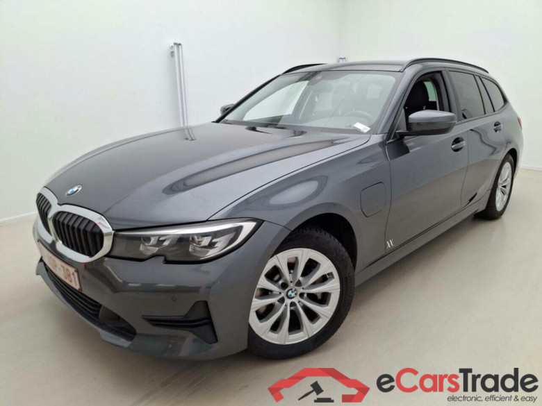 BMW 3-SERIE TOURING 330E AUT #1
