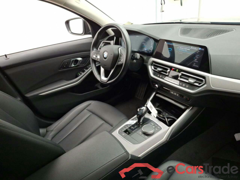 BMW 3-SERIE TOURING 330E AUT #3
