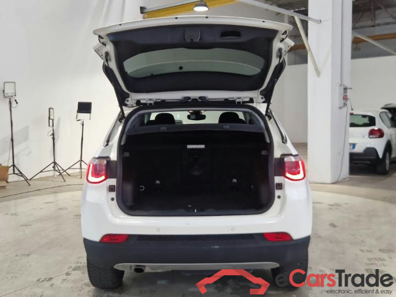 JEEP COMPASS / 2017 / 5P / SUV 2.0 MJET II 103KW LIMITED 4WD AUTO #5