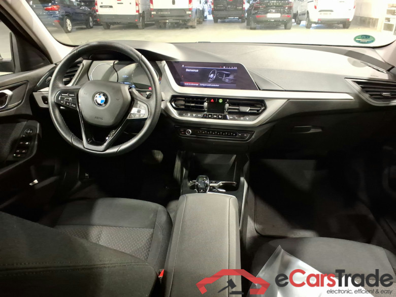 BMW 1 SERIES HATCH 1.5 116DA (85KW) #6
