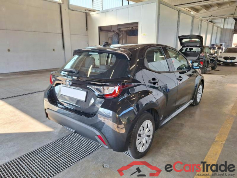 TOYOTA YARIS / 2020 / 5P / BERLINA HYBRID BUSINESS MY21 #2