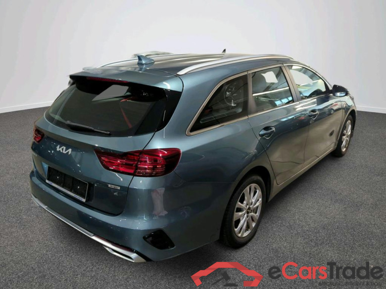 Ceed Sportswagon Plug-in Hybrid Vision 1.6 104KW AT6 E6d #2