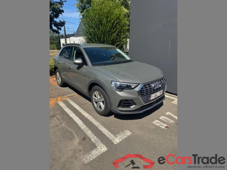 AUDI Q3 35 TFSI S tronic