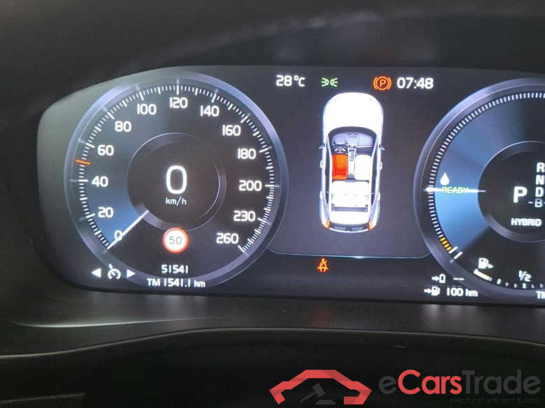 VOLVO XC40 / 2017 / 5P / SUV Recharge T4 211 DCT7 Inscription Busi #6