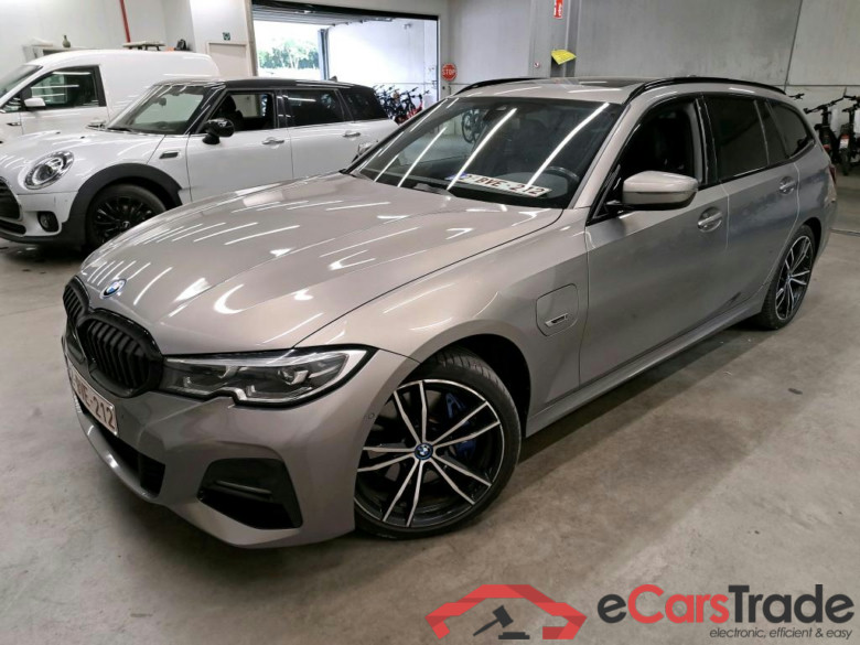 BMW - BMW 3 TOURING 320e 204PK M Sport Pack Business & Travel & Comfort & 19 Inch & LED & Driving Assistant Pack  * HYBRID * #1