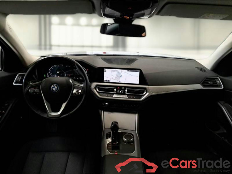 BMW SERIE 3 / 2018 / 4P / BERLINA 320E BUSINESS ADVANTAGE AUT. #3