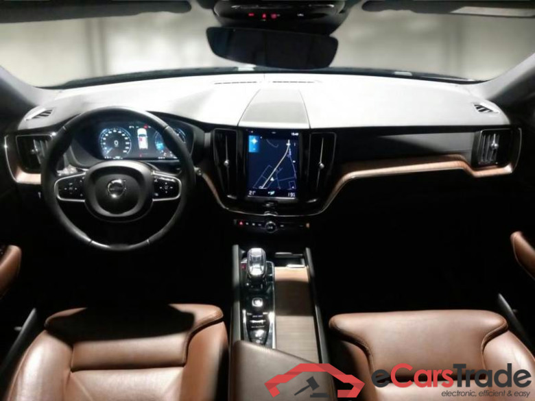 VOLVO XC60 / 2017 / 5P / SUV B4 D AWD AUTOMATICO INSCRIPTION #3