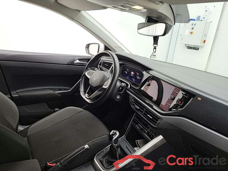 VOLKSWAGEN POLO 1.0 TSI Life Bns #3