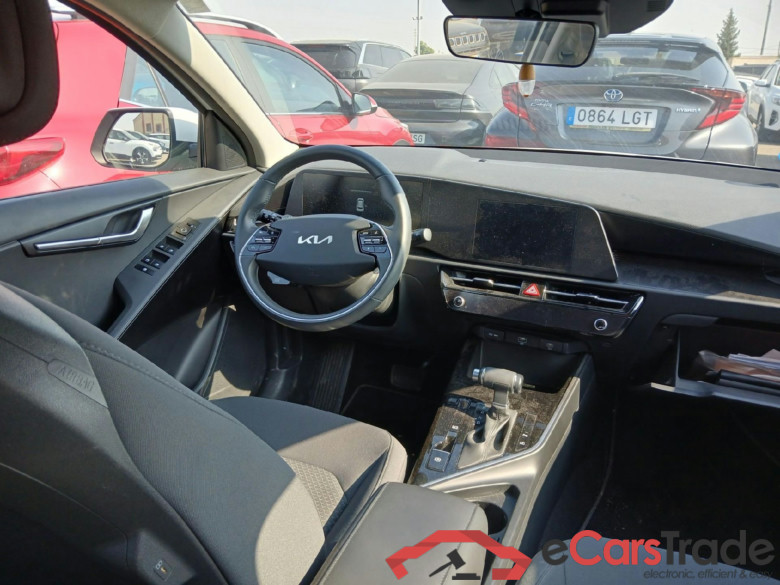 KIA Niro / 2022 / 5P / crossover 1.6 GDi HEV 104kW (141CV) Concept #3
