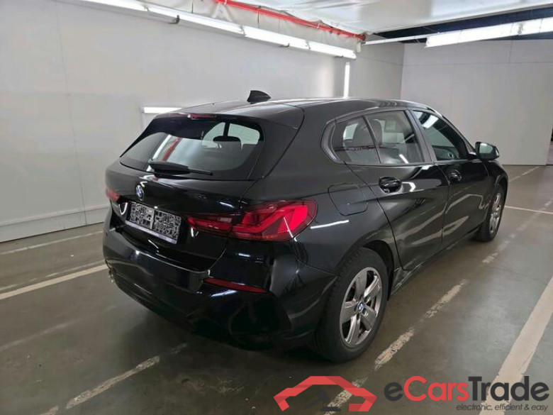 BMW 1 Reeks Hatch 1 Reeks Hatch 118iA (100 kW) 100kW/136pk  5D/P Auto-7 #4
