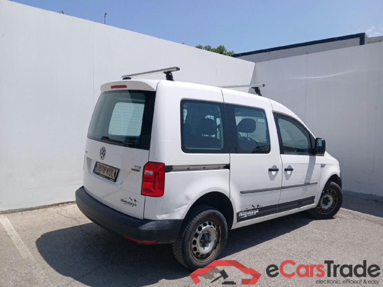 VOLKSWAGEN CADDY 4p 4G monovolumen compacto Kombi 2.0 TDI SCR 4MOTION BMT 122CV #2