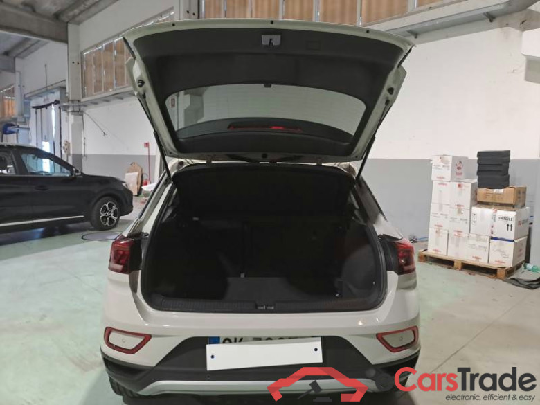 VOLKSWAGEN T-ROC / 2021 / 5P / SUV 1.0 TSI LIFE #5