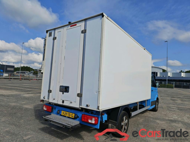 Volkswagen Crafter 35 2.0TDI 75kW L4 FWD Gesloten Laadbak #2