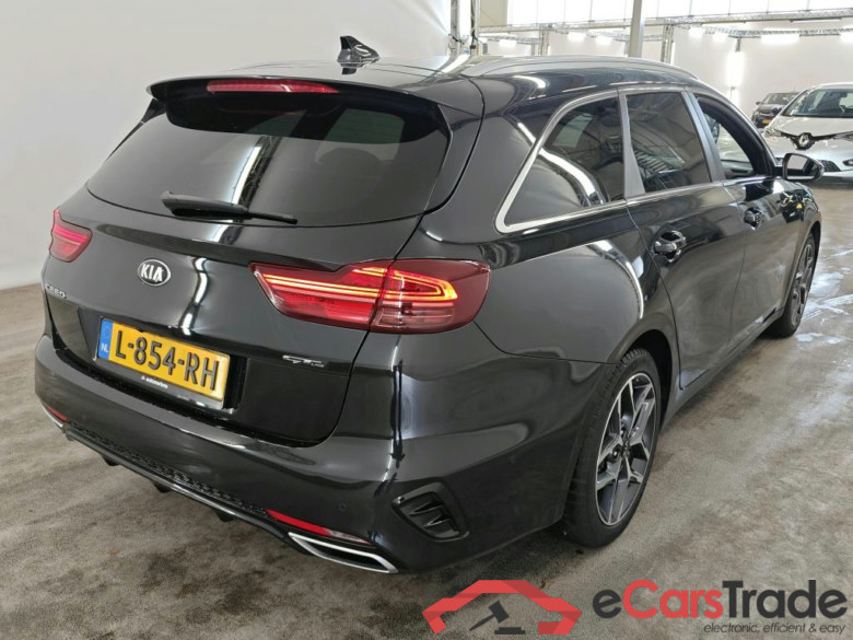 Kia Ceed Sportswagon 1.5 T-GDi MHEV DCT7 GT-Line Edition 5d #2