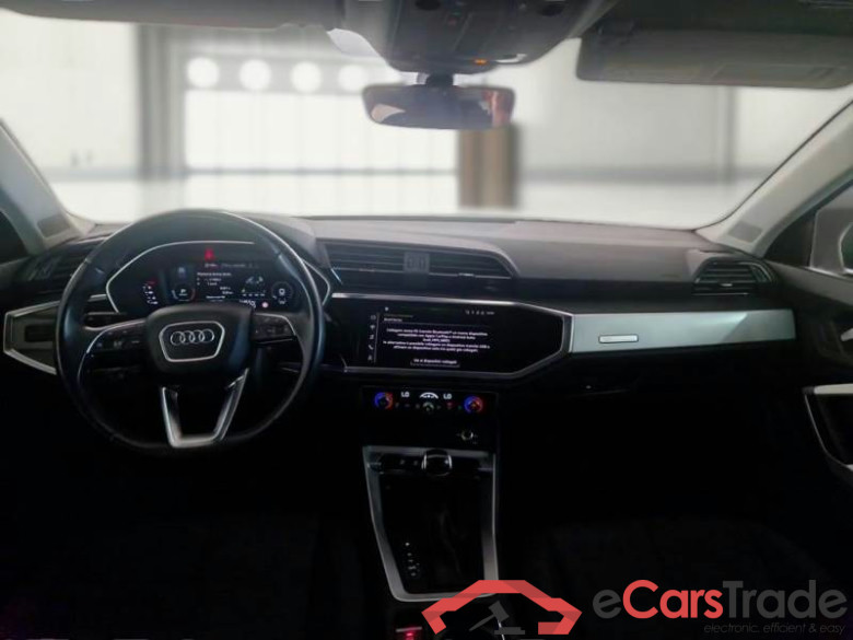 AUDI Q3 / 2018 / 5P / SUV 35 TDI S TRONIC BUSINESS #3