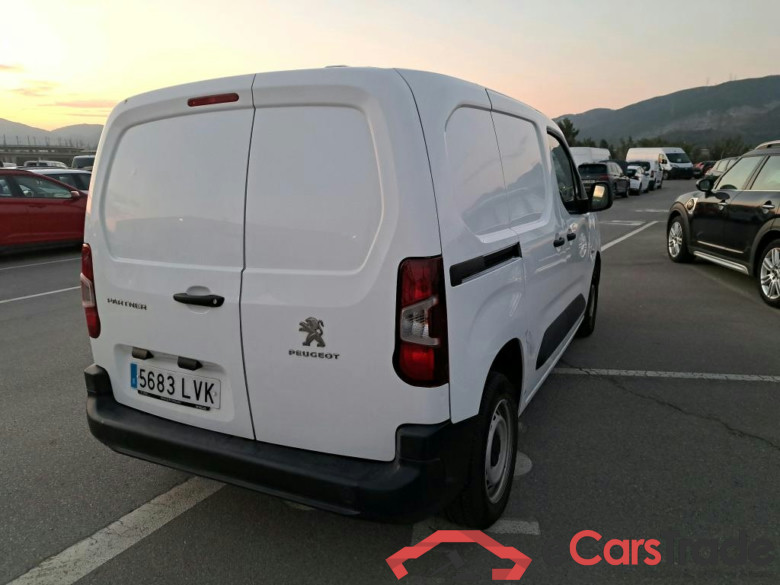 PEUGEOT Partner / 2018 / 4P / furgón derivado de turismo Premium Standard 600kg BlueHDi 73kW (AC) #2