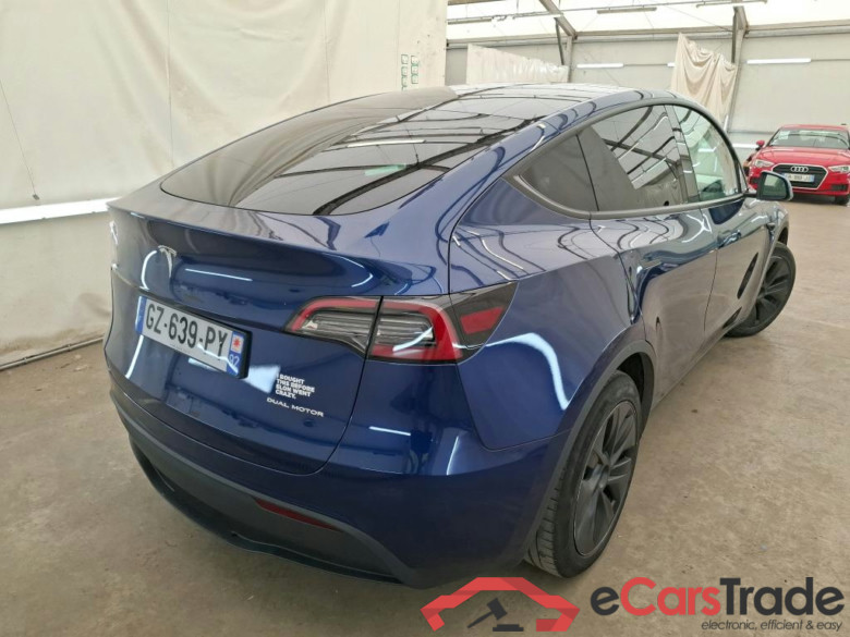 TESLA Model Y / 2020 / 5P / SUV Grande Autonomie Dual-Motor AWD #4