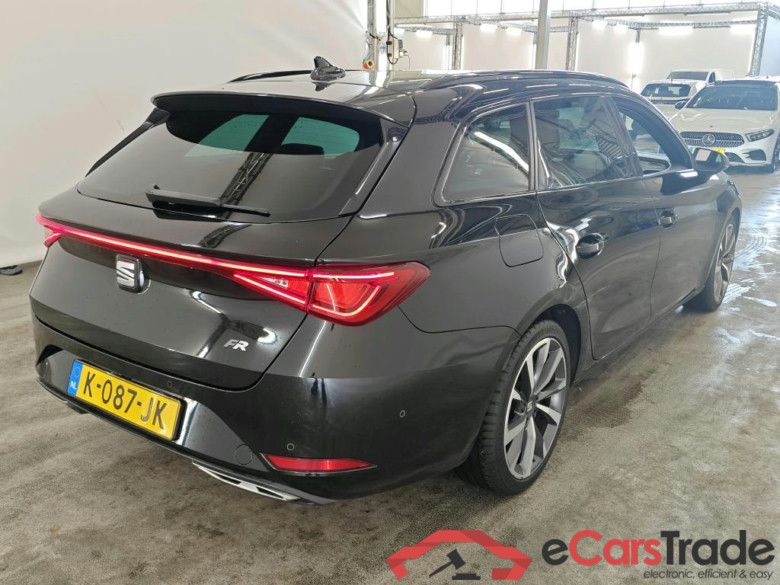SEAT Leon Sportstourer 1.5 TSI FR Launch Edition 5d #2